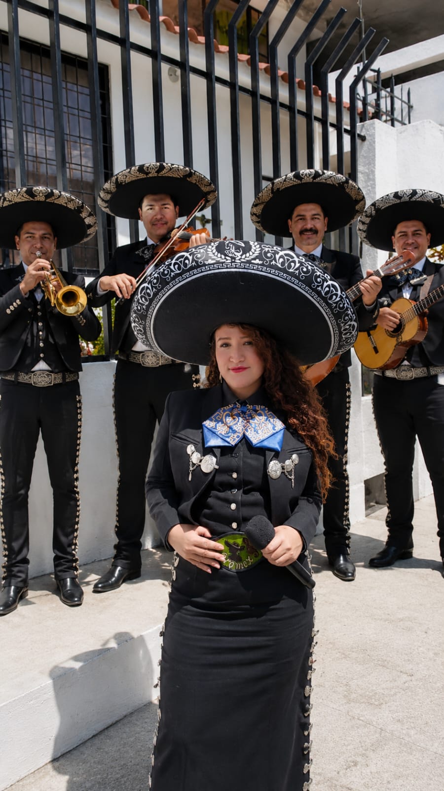 Serenata romántica con mariachi en Quito